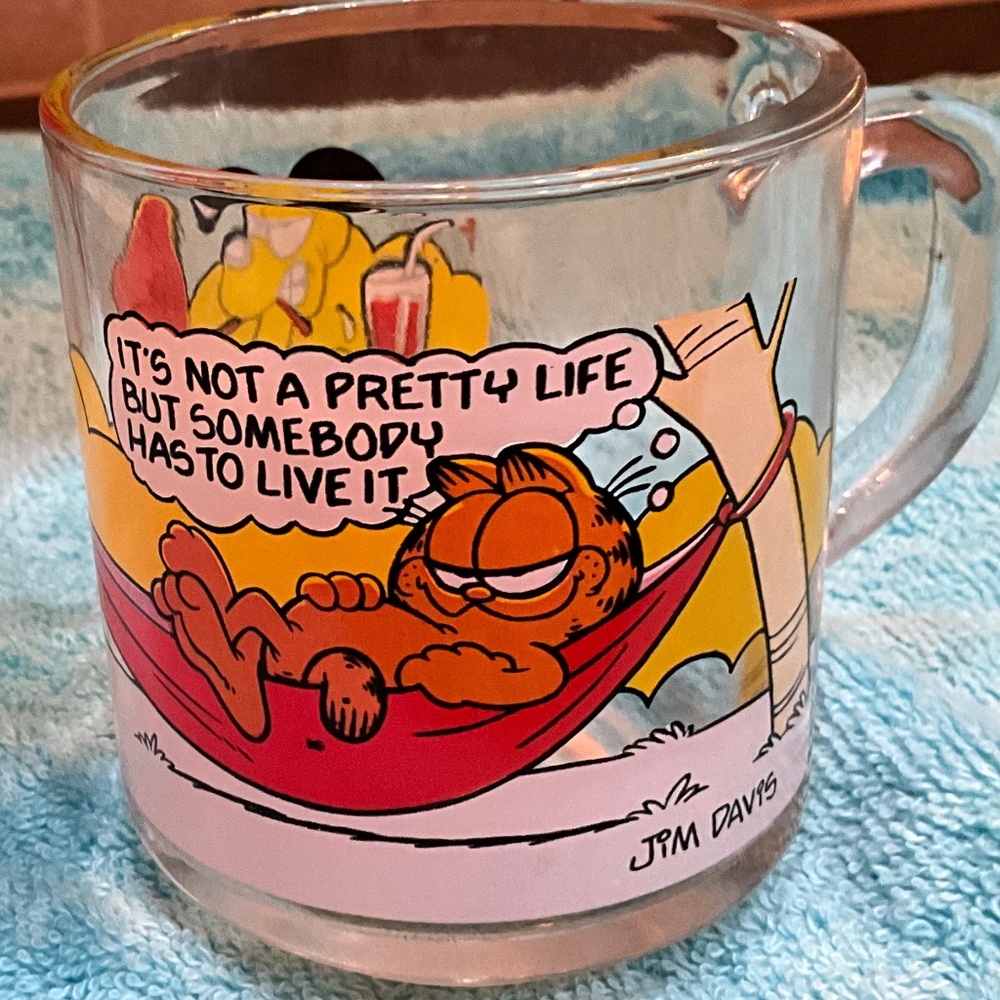 Vintage Garfield McDonalds Collecter set of 4 coffee cups 1978 - Picture 4 of 9